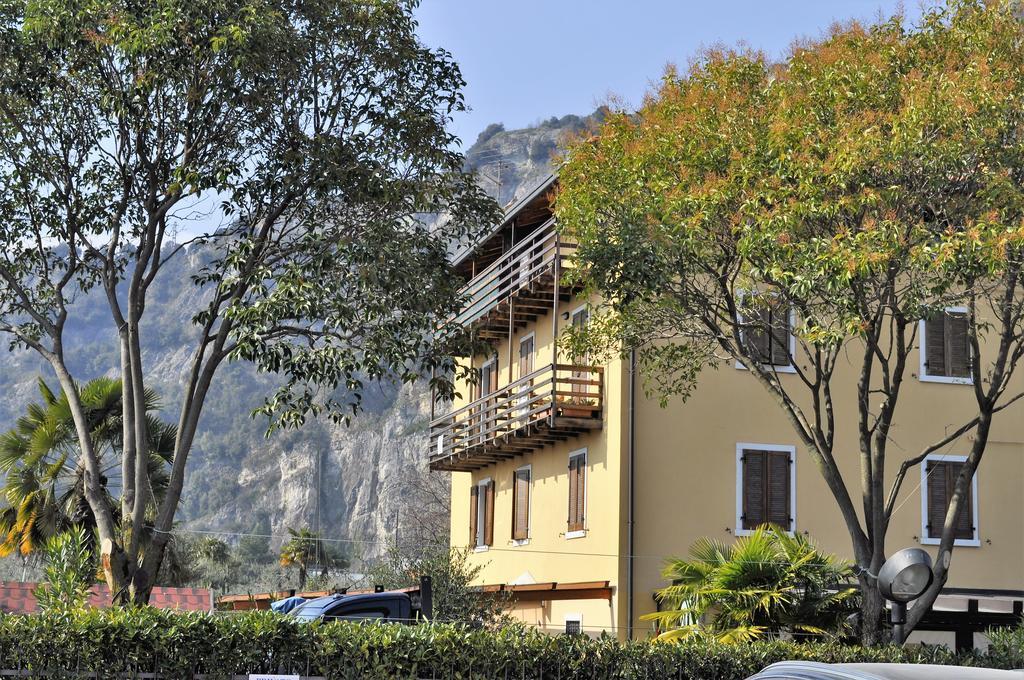 Villa Linfano Торболе Экстерьер фото